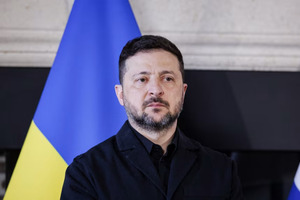 Ормузын хоолой дахин хаагдаж, АНУ-Ираны хэлэлцээ сорилттой нүүр туллаа